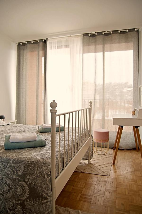 Bergson Top - Appart 80M2, 2 Grandes Chambres, Entierement Renovee Et Equipee, Lumineux, Wifi, Balcon, Calme, Vue Imprenable Saint-Etienne  Luaran gambar